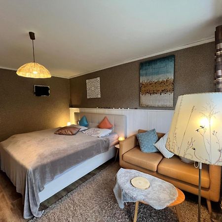Marburg Apartment Pfiffige Luisa In Ruhiger Waldrandlage Mit Balkon Und Wintergarten 외부 사진
