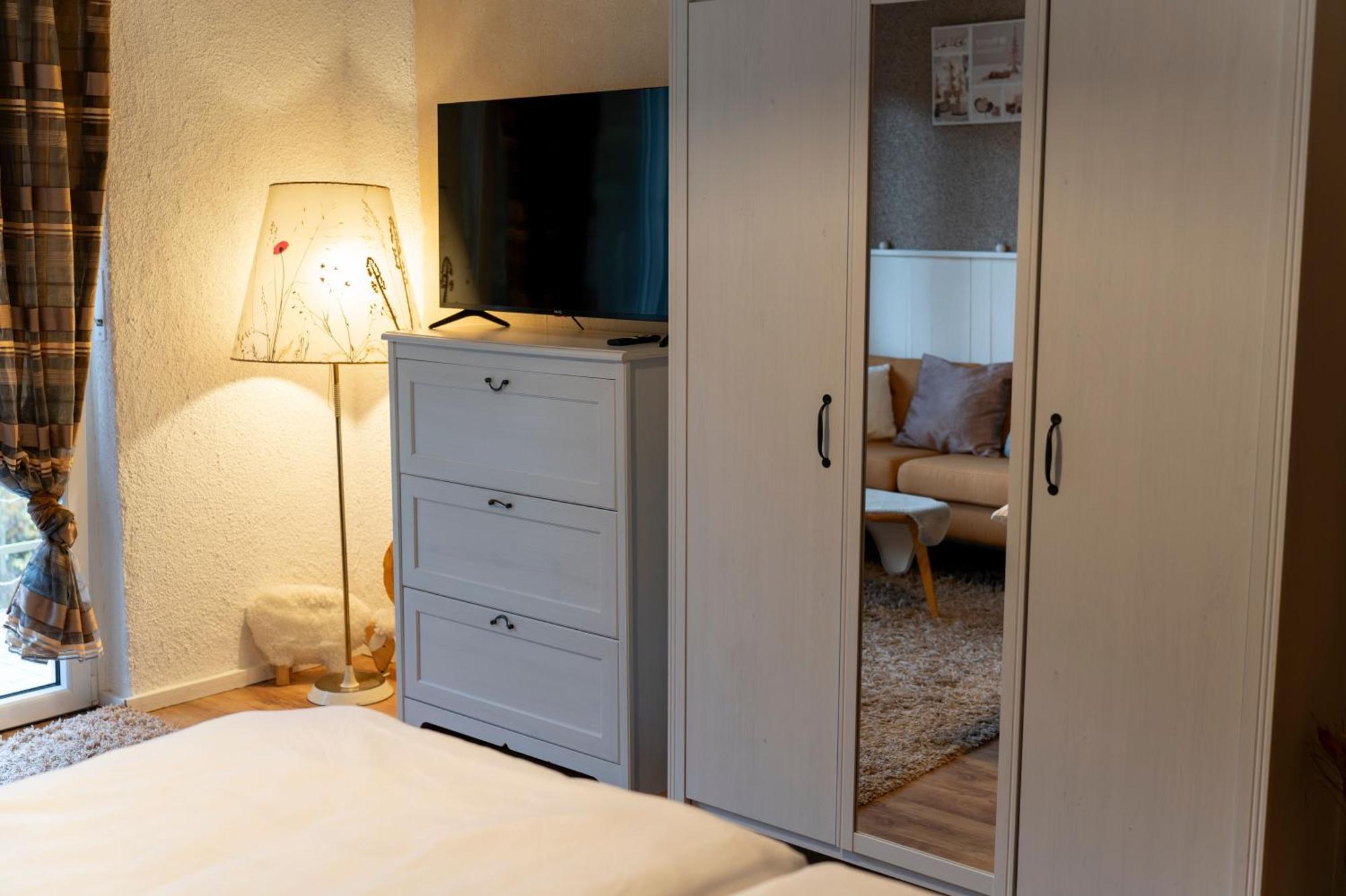 Marburg Apartment Pfiffige Luisa In Ruhiger Waldrandlage Mit Balkon Und Wintergarten 외부 사진